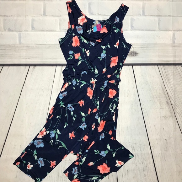 Flower Print Romper - Picture 2 of 2